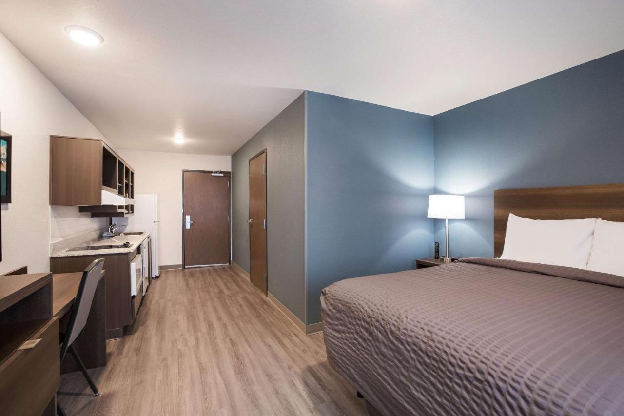 Woodspring Suites Detroit Мадисън Хайтс Екстериор снимка
