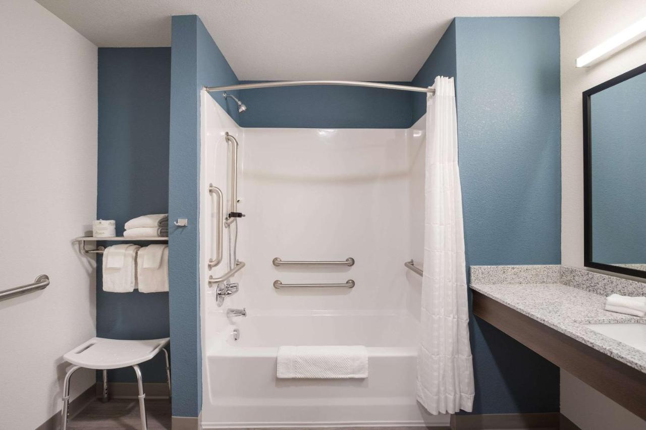 Woodspring Suites Detroit Мадисън Хайтс Екстериор снимка