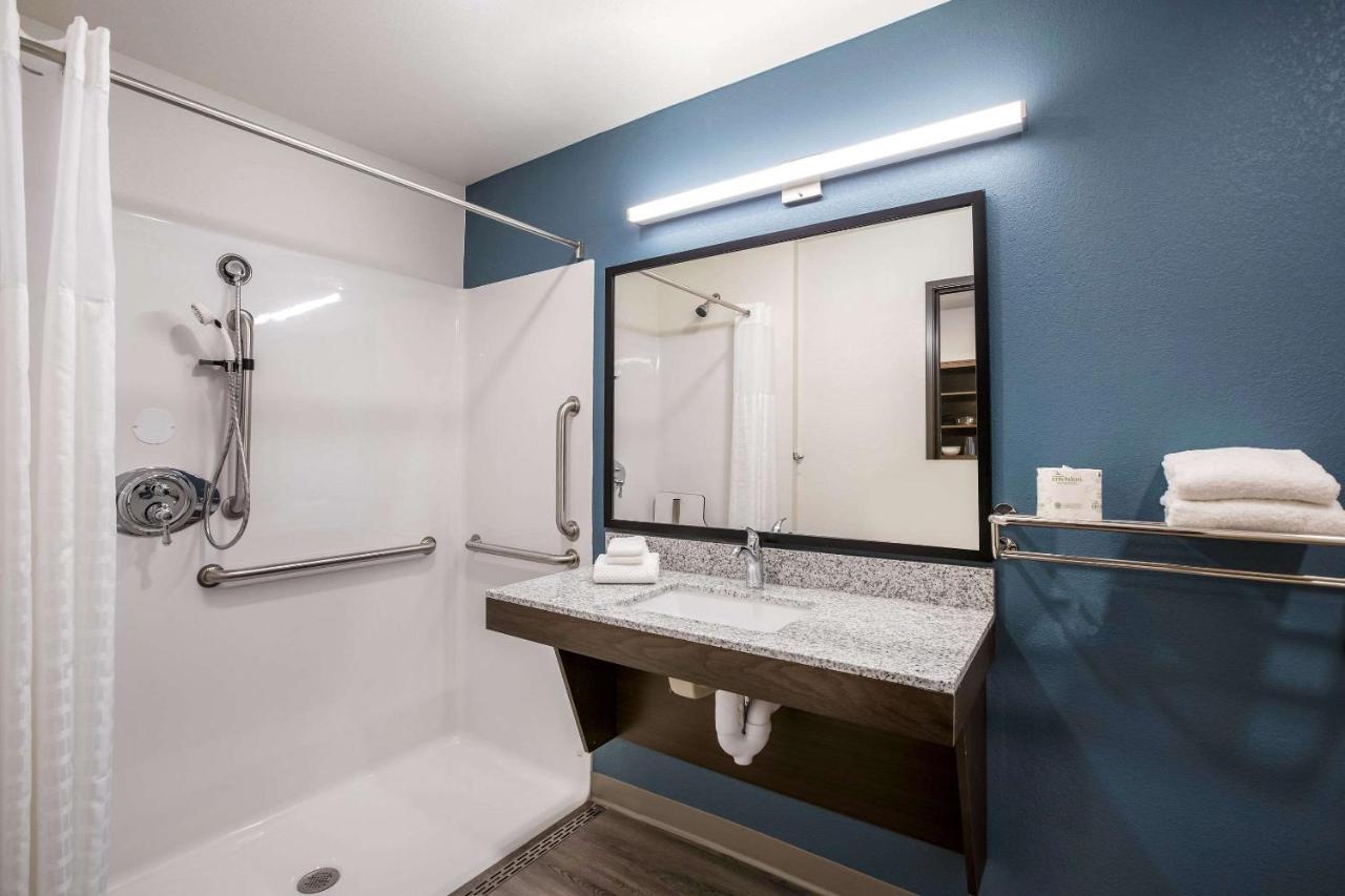 Woodspring Suites Detroit Мадисън Хайтс Екстериор снимка