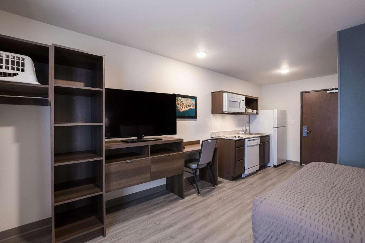 Woodspring Suites Detroit Мадисън Хайтс Екстериор снимка